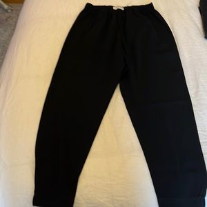 Aritzia black pull on trousers/joggers